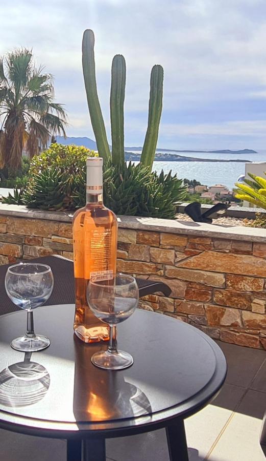 Magnifique Appartement Vue Mer - Grande Terrasse Et Piscine Bandol Zewnętrze zdjęcie