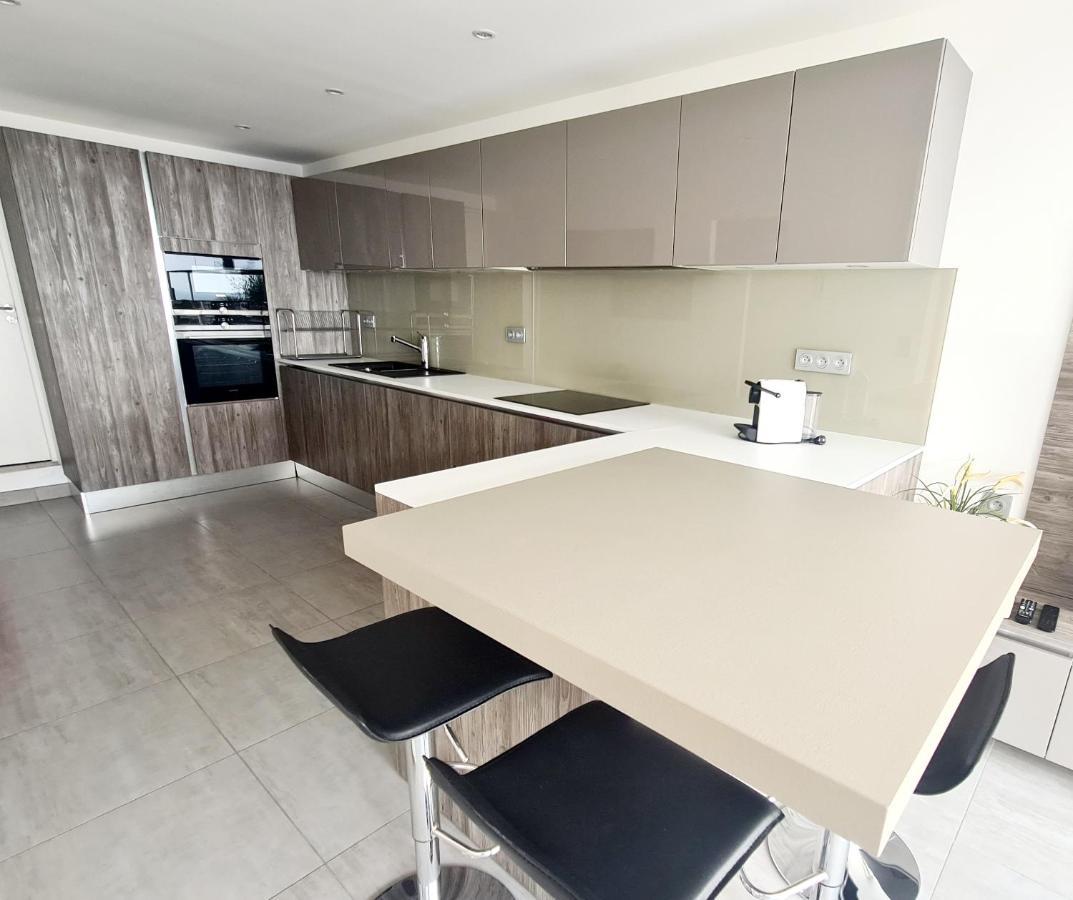 Magnifique Appartement Vue Mer - Grande Terrasse Et Piscine Bandol Zewnętrze zdjęcie